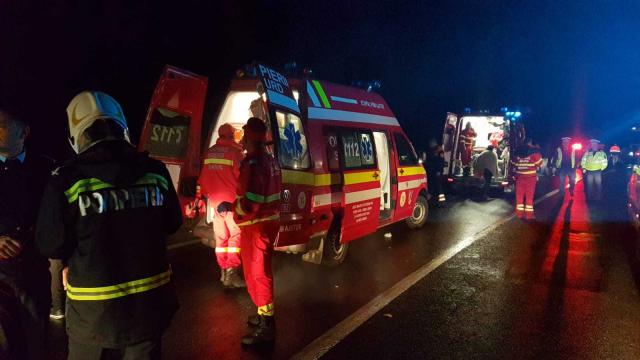 Un Autocar Plin Cu Rom Ni Care Se Ntorceau Din Spania S A R Sturnat