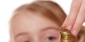 Alocația europeană pentru copiii ai căror părinți muncesc în străinătate