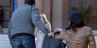 Vicenza – furt împiedicat de o îngrijitoare română. Jefuitorul a încercat să fure poșeta unei bătrâne de 97 de ani.
