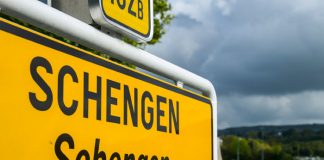 Noul regulament Schengen, care prevede verificări sistematice la granițele țărilor din UE, a fost adoptat de Parlamentul UE cu majoritate de voturi.