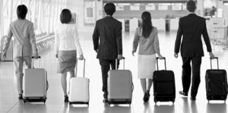 Lipsa forței de muncă în România. Tinerii pleacă în străinătate imediat după absolvirea liceului