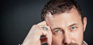 După ce și-a încercat norocul în Italia, astăzi produce componente Ferrari și McLaren în România. Aventura unui antreprenor român de succes