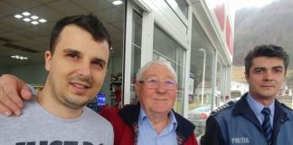 Bărbat italian pierde portofelul cu 1.000 de euro în el, un tânăr român îl găsește și i-l returnează