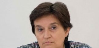 Italia: Doi hoți români au furat telefonul unei foste senatoare din Parlamentul italian