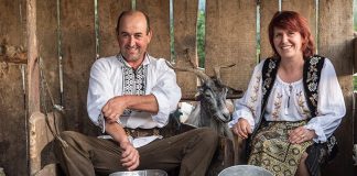 După ce au lucrat 12 ani în Italia, s-au întors în țară și au deschis „Ferma căpriţele lui Robert”