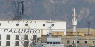 Italia: Muncitor român paralizat de la gât în jos după ce a căzut de la o înălțime de 9 metri pe un șantier naval