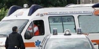 Italia: Tânăr român găsit fără viață, atârnând de un copac. Lasă în urmă o soție îndurerată