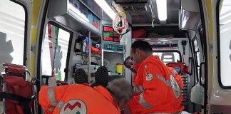 Accident extrem de dureros pentru o tânără română din Italia, o mașinărie i-a smuls părul cu totul