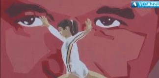 O pictură a Nadiei Comăneci, subiect de controversă în Italia. Alături de gimnastă apare Nicolae Ceaușescu