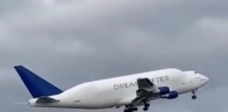 VIDEO | Un avion a pierdut o roată imediat după decolarea de pe un aeroport din Italia