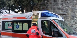 O badantă din Italia și bătrâna asistată au ajuns la spital după ce au fost electrocutate sub duș