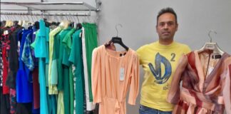 Croitor italian în țara noastră: „Româncele se îmbracă extrem de feminin și atrăgător”