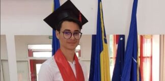 Fiul unei foste badante românce din Italia, designer de succes în străinătate