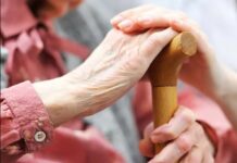 Româncă devenită badantă în Italia: „Am muncit 23 de ani ca contabilă, dar nu îmi este rușine” 700-20231112144846 (5)