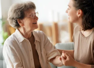 Viața de badantă în Italia, descrisă de românce: „Vin banii și trec anii” 1