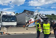 Italia: trei morți și peste 15 răniți într-un grav accident pe autostrada A1 provocat de un TIR 1