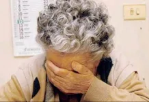 Bătrână din Italia înșelată de o româncă și o italiancă. Metoda prin care au convins-o să le transfere 3000 de euro 1200-2025080395517 (2)