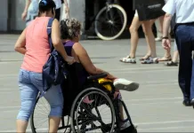 Badantă moldoveancă în Italia, acuzată că ar fi provocat moartea bătrânei. Cadavrul a fost exhumat 1200-20250907115749 (5)