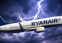 Momente de coșmar în timpul unui zbor decolat din Italia. Avionul a fost la un pas de a rămâne fără combustibil din cauza unei furtuni 1
