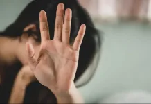 Coșmarul unei românce din Italia, bătută și chinuită de soț: „Dacă nu te culci cu mine te omor!” 1200-20251007201041