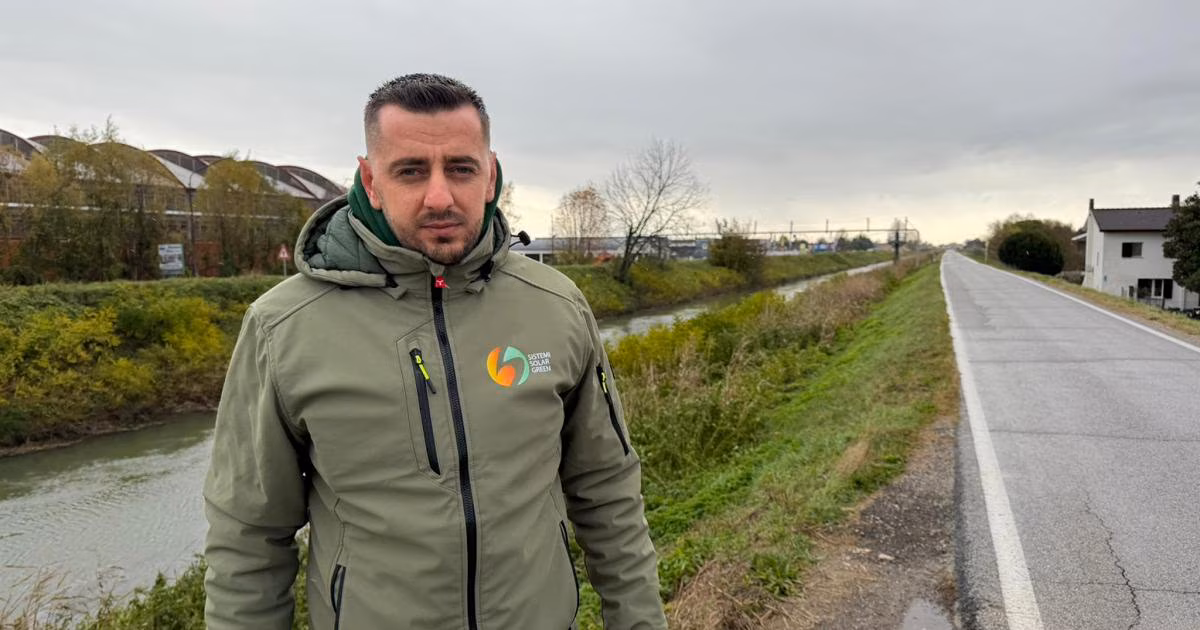 1763725258430_Elton_Zefi__il_ragazzo_che_ha_salvato_lanziano_caduto_nel_canale_nel_padovano