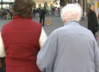 Al 13-lea salariu pentru menajere și badante în Italia: cât trebuie să primească în 2025 și până la ce dată 1