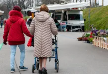 Opt menajere și badante din Italia, anchetate de Garda Financiară. Nu și-au plătit impozitele timp de șapte ani 1