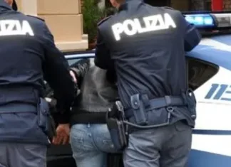 Român arestat în Italia după ce și-a bătut mama și sora. Nu era prima dată 1