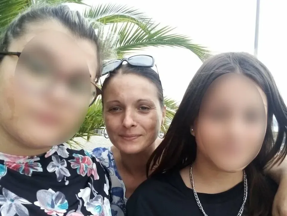 adriana-fete-1 adriana-fete-1