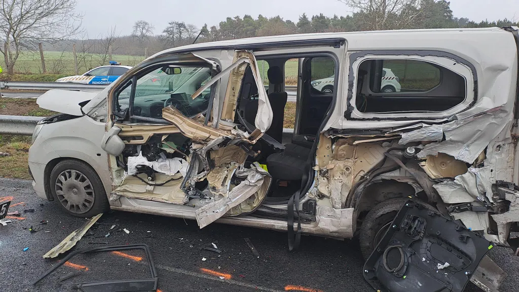 f85a1e2277cd452793496e77f8c5e3a2