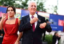 Cadoul primit de soția româncă a moștenitorului imperiului Ferrari cu ocazia aniversării a 9 ani de relație. Valorează 32 de milioane de euro 1