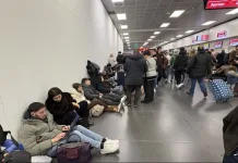 Mii de pasageri blocați pe un aeroport din Italia. Zeci de zboruri au fost anulate sau redirecționate 1200-2026010411041 (2)