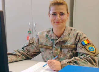 O româncă a lăsat Italia după 12 ani pentru uniforma militară: Cristina Anghel, fruntaș în Armata Română 1