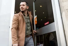 Am plecat din România, din frigul și luptele copilăriei mele. Restul a fost muncă și încăpățânare 1