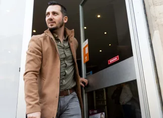 Am plecat din România, din frigul și luptele copilăriei mele. Restul a fost muncă și încăpățânare 1