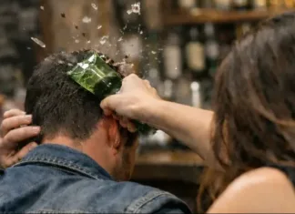 Româncă din Italia, a desfigurat pe viață un bărbat cu o sticlă spartă. Condamnată la 8 ani de închisoare 1200-20260208101459 (4)