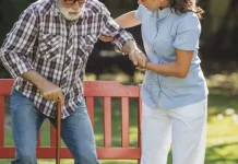 Fosta badantă a unui bătrân decedat din Italia a ocupat ilegal apartamentul rămas gol în urma sa. Avea o cheie pe care nu a predat-o 1