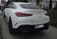 „Sunt din Italia, nu e problema mea”. Aroganța incredibilă a unui șofer în România, care a parcat mașina pe mijlocul trotuarului 1