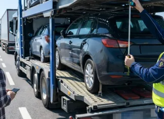 Șofer român care transporta autoturisme în Italia, amendat cu 5.900 de euro. Neregulile descoperite de polițiști 1