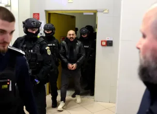 Manelistul Dani Mocanu și fratele său, aduși în cătușe din Italia. „Sincer îmi era dor de România” 1