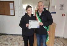 Moment de suflet în Italia: Un român ajuns viceprimar i-a oferit cetățenia italiană unei alte românce 1200-20260322112333 (4)