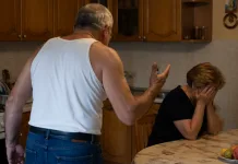 „Te omor și apoi mă sinucid”. Viața de coșmar a unei românce din Italia cu soțul său 1