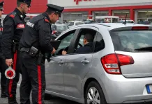 Trei români prinși în Italia cu mașina plină de produse furate: „Voiam să le trimitem săracilor din România” 1200-20260405112911 (1)