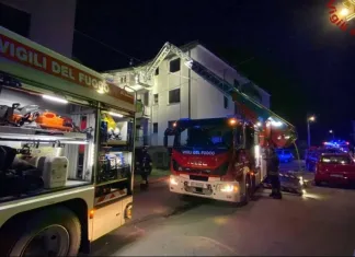 Badantă din Italia și bătrânul asistat, salvați de pe balcon după un incendiu izbucnit în apartamentul lor 1200-20260405112911 (4)