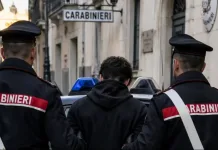 Român adoptat în Italia, și-a lovit mama cu telefonul mobil în cap. Tânărul a transformat viața părinților adoptivi într-un coșmar 1200-20260426123757