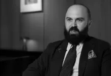 A lăsat Italia pentru a-și deschide o afacere de succes în Danemarca. „În Italia progresul profesional nu există. Poți fi chelner 20-30 de ani” 1
