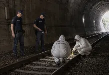 Mihai, abia sosit în Italia, mort cu o zi înainte să înceapă munca. Autoritățile locale vor să o ajute pe mama sa cu repatrierea trupului neînsuflețit 1