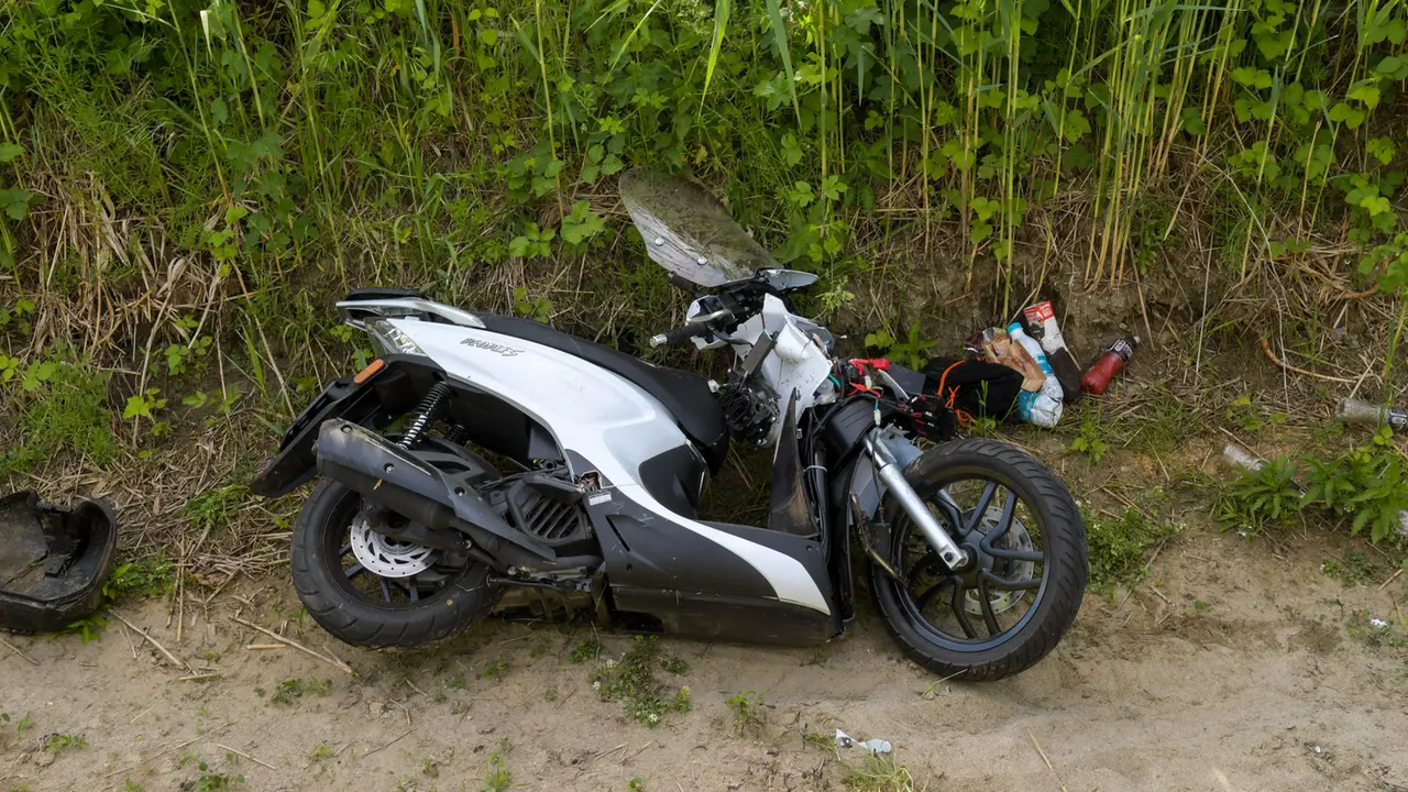 lo-scooter-su-cui-viaggiavano-alexandru-viorel-ichim-e-sarah-ernani