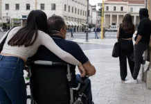 Bianca, o româncă din Italia, a furat un ceas de 11.000 de euro de la un italian cu dizabilități. Pedeapsa primită de femeie 1