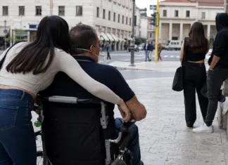 Bianca, o româncă din Italia, a furat un ceas de 11.000 de euro de la un italian cu dizabilități. Pedeapsa primită de femeie 1